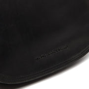 Solid Antique Brass Hardware &amp; Heavy-Duty Dual Zipper Detail on Everglades Full-Grain Leather Crossbody Bag Damska