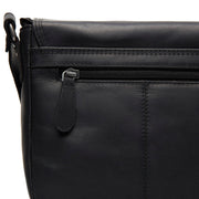 
Widok podszewki Showing Dedicated Padded Laptop Sleeve & Multi-Compartment Organization