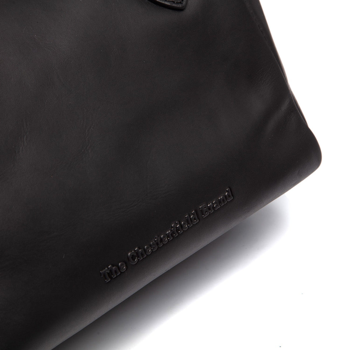 Chili Full-Grain Leather Handbag Damska - Lateral Side Profile View Showing Sleeve Cut &amp; Athletic Taper Fit