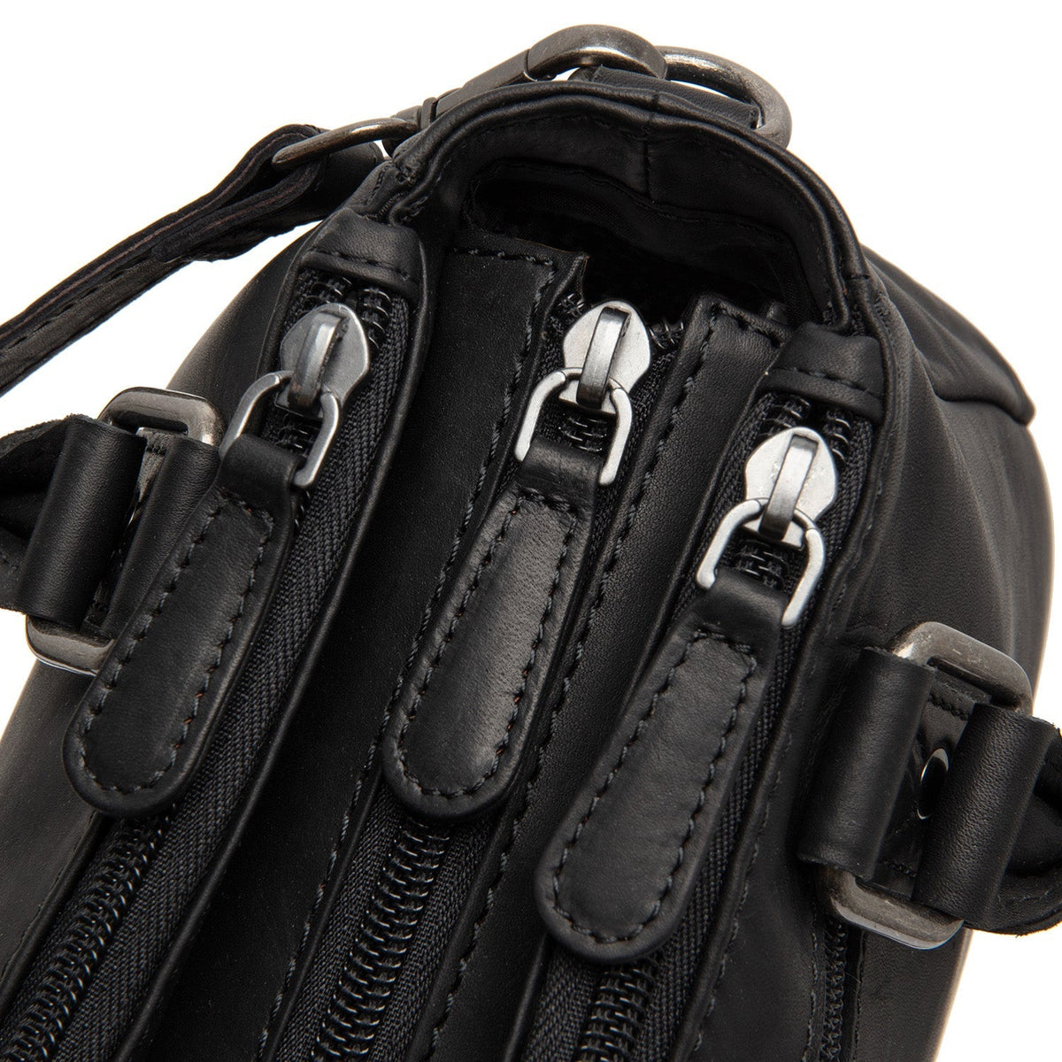 Fenja Full-Grain Leather Handbag Damska - Lateral Side Profile View Showing Sleeve Cut &amp; Athletic Taper Fit