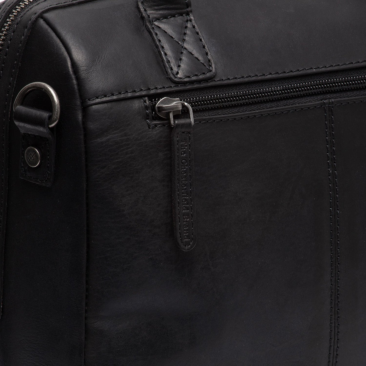 Tailored Rib Cuffs &amp; Hem Craftsmanship Construction Detail on Langton Full-Grain Leather Handbag Damska