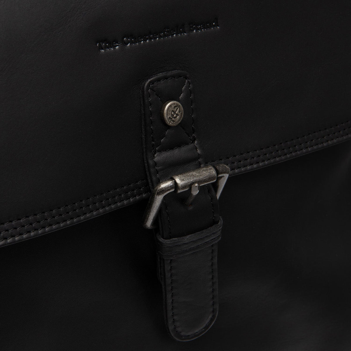 
Widok podszewki Showing Dedicated Padded Laptop Sleeve & Multi-Compartment Organization