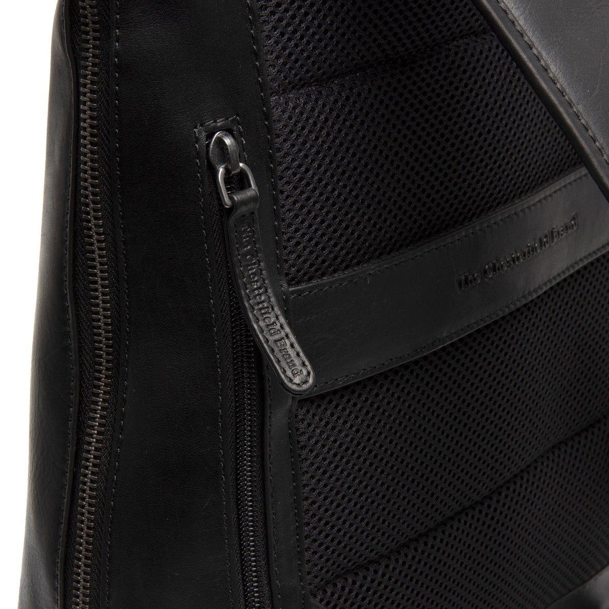 Widok podszewki Showing Dedicated Padded Laptop Sleeve & Multi-Compartment Organization