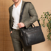 Solid Antique Brass Hardware &amp; Heavy-Duty Dual Zipper Detail on Tacama Full-Grain Leather Laptop Bag Damska