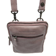 
Szczegółowe zbliżenie of Classic Collar & Heavy-Duty Zipper Hardware on Salta Prawdziwa skóra licowa Phone Bag
