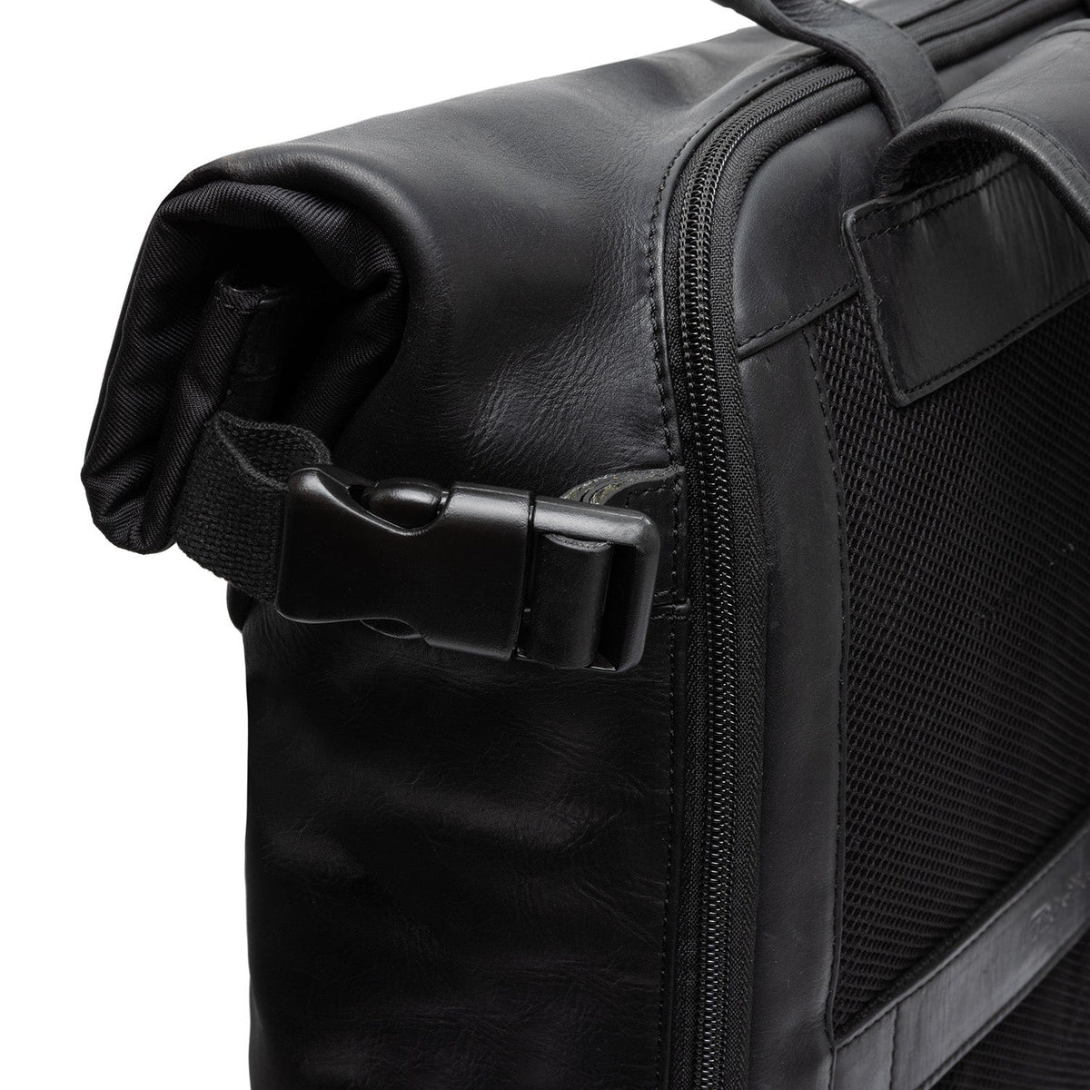 Solid Antique Brass Hardware &amp; Heavy-Duty Dual Zipper Detail on Bornholm Full-Grain Leather Roll-top Backpack Damska