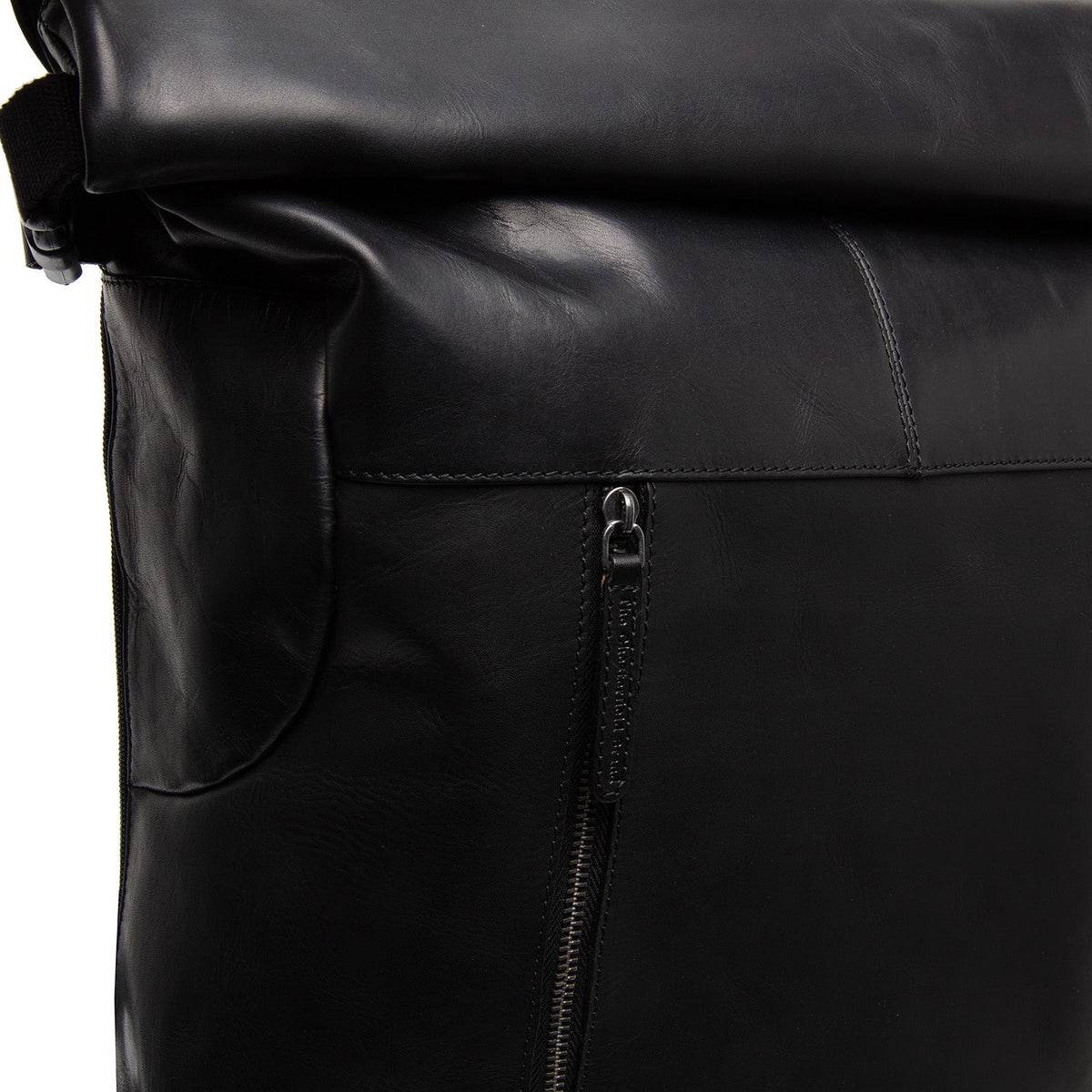Liverpool Full-Grain Leather Roll-top Backpack Damska - Structured Side Profile Showing Gusset Depth &amp; Expansion Capacity