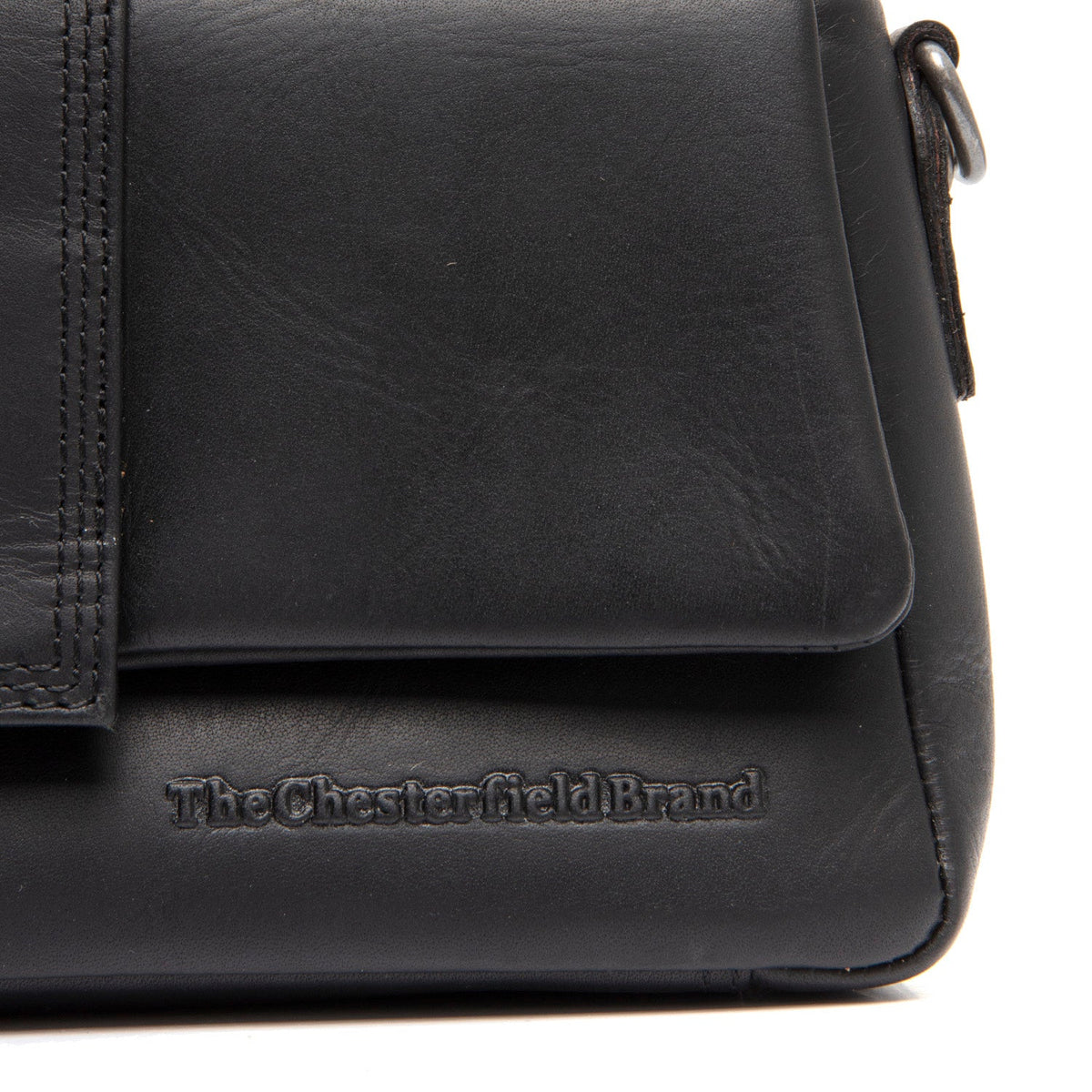Solid Antique Brass Hardware &amp; Heavy-Duty Dual Zipper Detail on Clifden Full-Grain Leather Shoulder Bag Damska