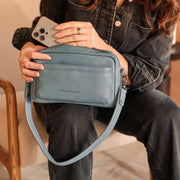 Liora Full-Grain Leather Shoulder Bag Damska – alternate product view 3