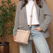 Zarita Full-Grain Leather Shoulder Bag Damska - Structured Side Profile Showing Gusset Depth &amp; Expansion Capacity