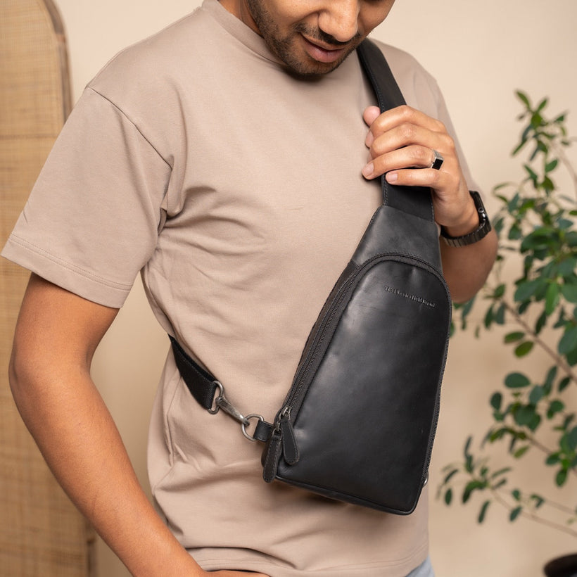 Leather Sling Bag Bowey Damska