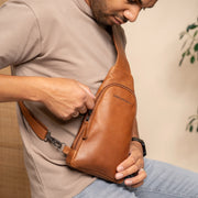 Leather Sling Bag Bowey Damska – alternate product view 2