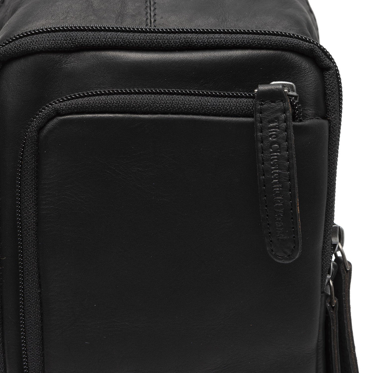 Solid Antique Brass Hardware &amp; Heavy-Duty Dual Zipper Detail on Leather Sling Bag Riga Damska