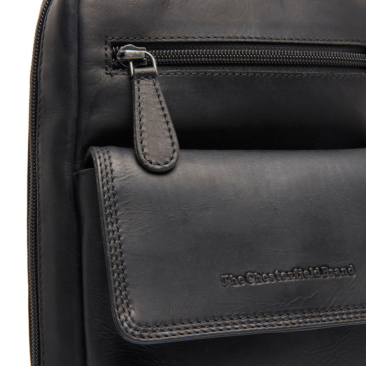 
Leather Sling Bag Turelle - Profil boczny pokazujący pojemność i głębokość