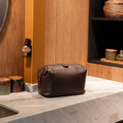 Biassa Full-Grain Leather Toiletry Bag Damska – alternate product view 2