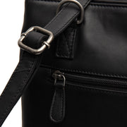 Solid Antique Brass Hardware &amp; Heavy-Duty Dual Zipper Detail on Raynor Full-Grain Leather Tote Bag Damska