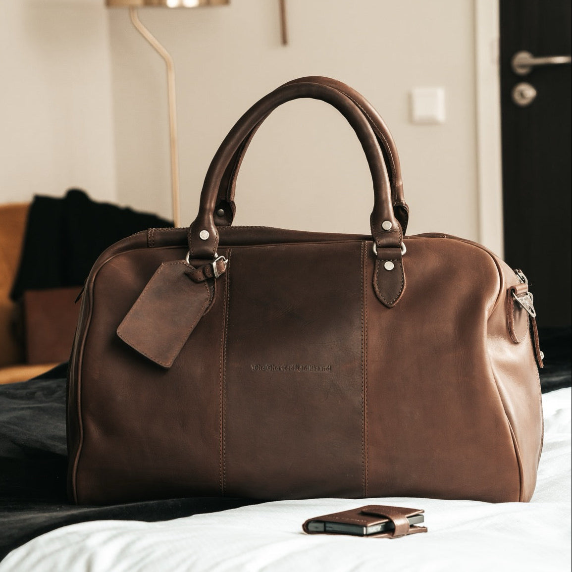 Liam Full-Grain Leather Weekender Bag Damska – alternate product view 2