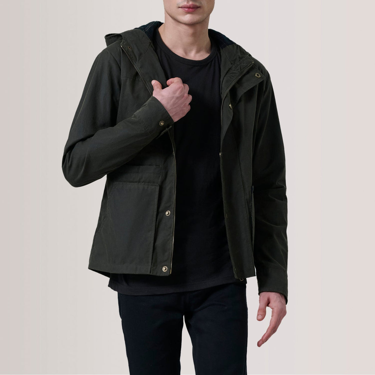 Marlo Olive Canvas Hooded Work Kurtka Skórzana Męska For Men in Olive Waxed Cotton Canvas - Front Profile View &amp; Tailored Silhouette | Buy Online