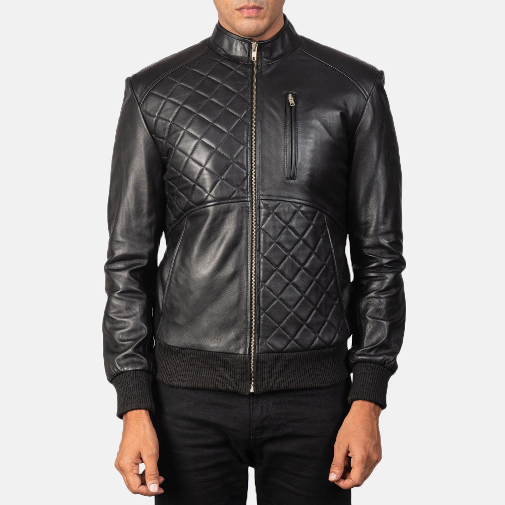 Close-Up Detail of Band &amp; Zipper Hardware on Moda Black Leather Bomber Jacket