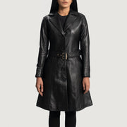 Close-Up Detail of Notch &amp; Button Hardware on Women's Moonlight Czarna Skórzany Trencz Damska