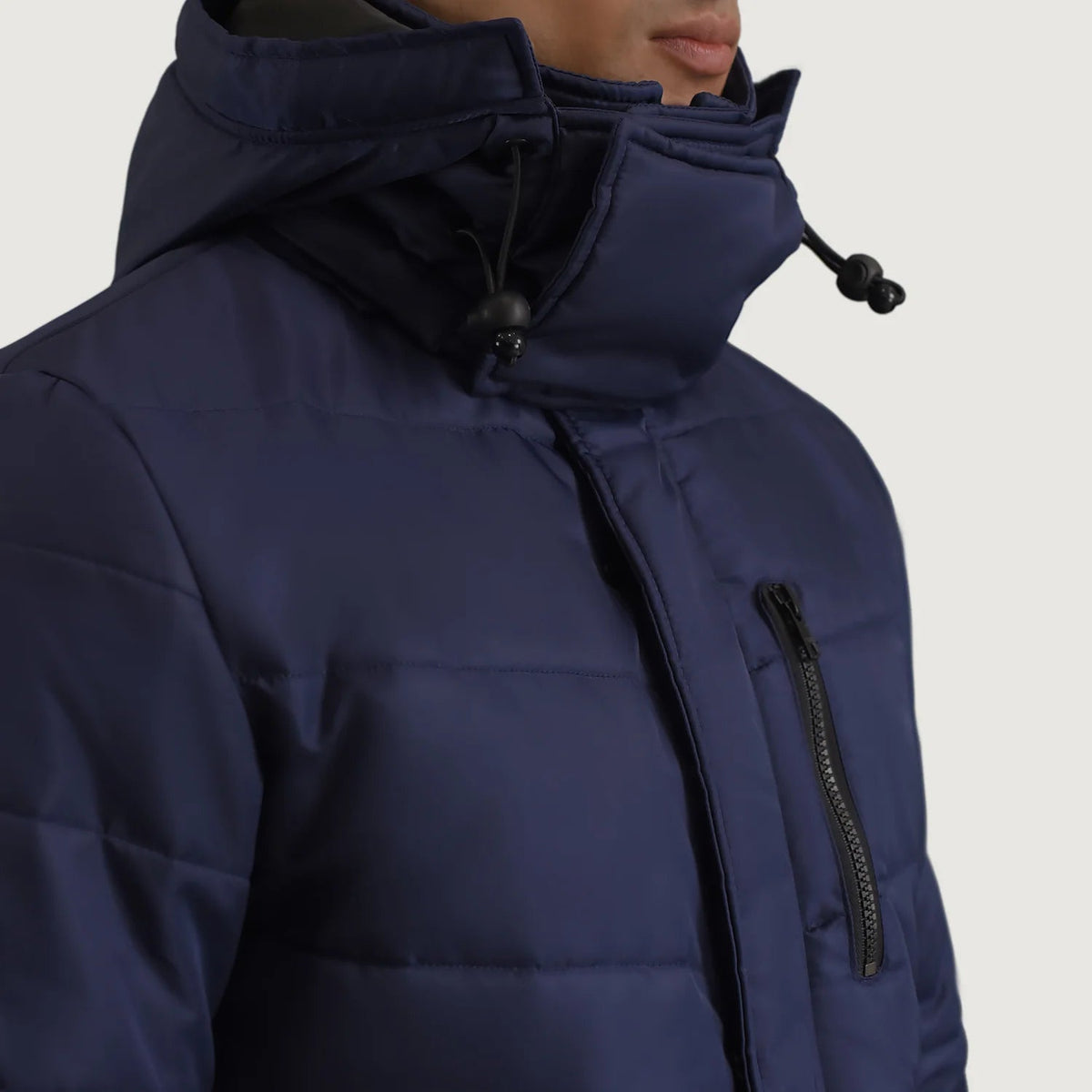 
Widok podszewki Showing Quilted Viscose Lining & Dwie funkcjonalne kieszenie wewnętrzne