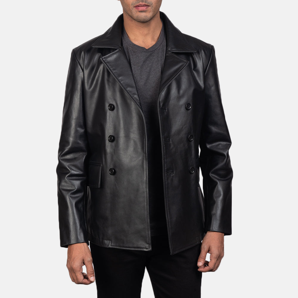 Close-Up Detail of Notch &amp; Buttons Hardware on Men's Mr. Bailey Czarna Leather Naval Peacoat Męska