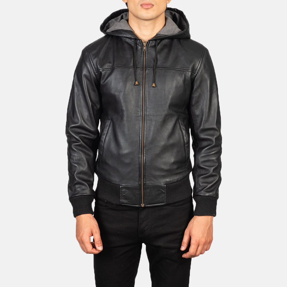
Szczegółowe zbliżenie of Hooded & Zipper Hardware on Nintenzo Black Hooded Leather Jacket