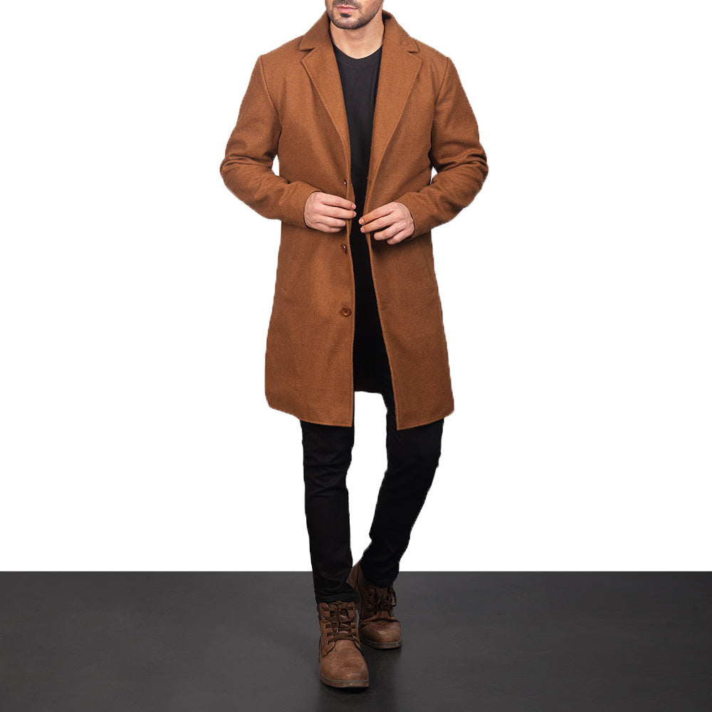 
Khaki Synthetic Wool Trench Coat - Widok z tyłu z dopasowanymi ramionami i czystym dołem