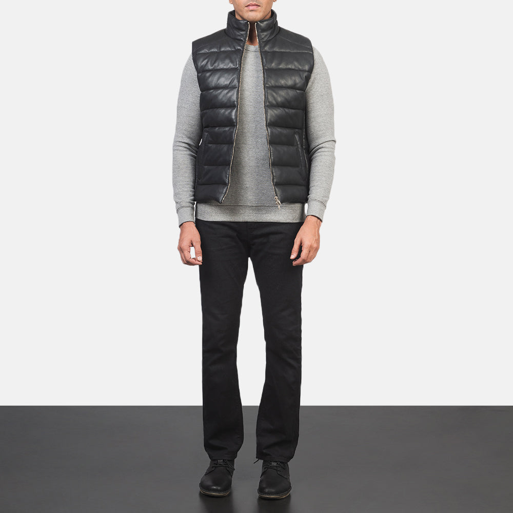 Men's Reeves Czarna Leather Puffer Vest Męska - Lateral Side Profile View Showing Sleeve Cut &amp; Athletic Taper Fit