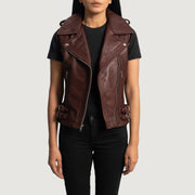 
Maroon Sheepskin Leather Biker Jacket - Widok z tyłu z dopasowanymi ramionami i czystym dołem