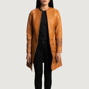 Women's Sandy Jasnobrązowa Dye Skórzany Płaszcz Damska - Lateral Side Profile View Showing Sleeve Cut &amp; Athletic Taper Fit