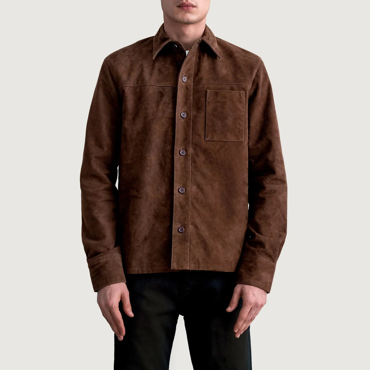 Scout Mocha Suede Leather Shirt Męska - Lateral Side Profile View Showing Sleeve Cut &amp; Athletic Taper Fit