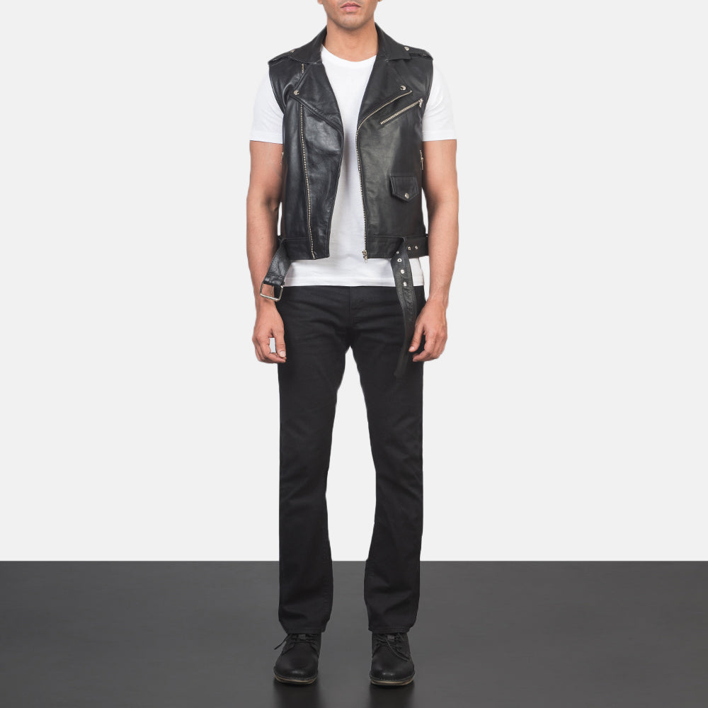 Men's Sullivan Czarna Leather Biker Vest Męska - Lateral Side Profile View Showing Sleeve Cut &amp; Athletic Taper Fit