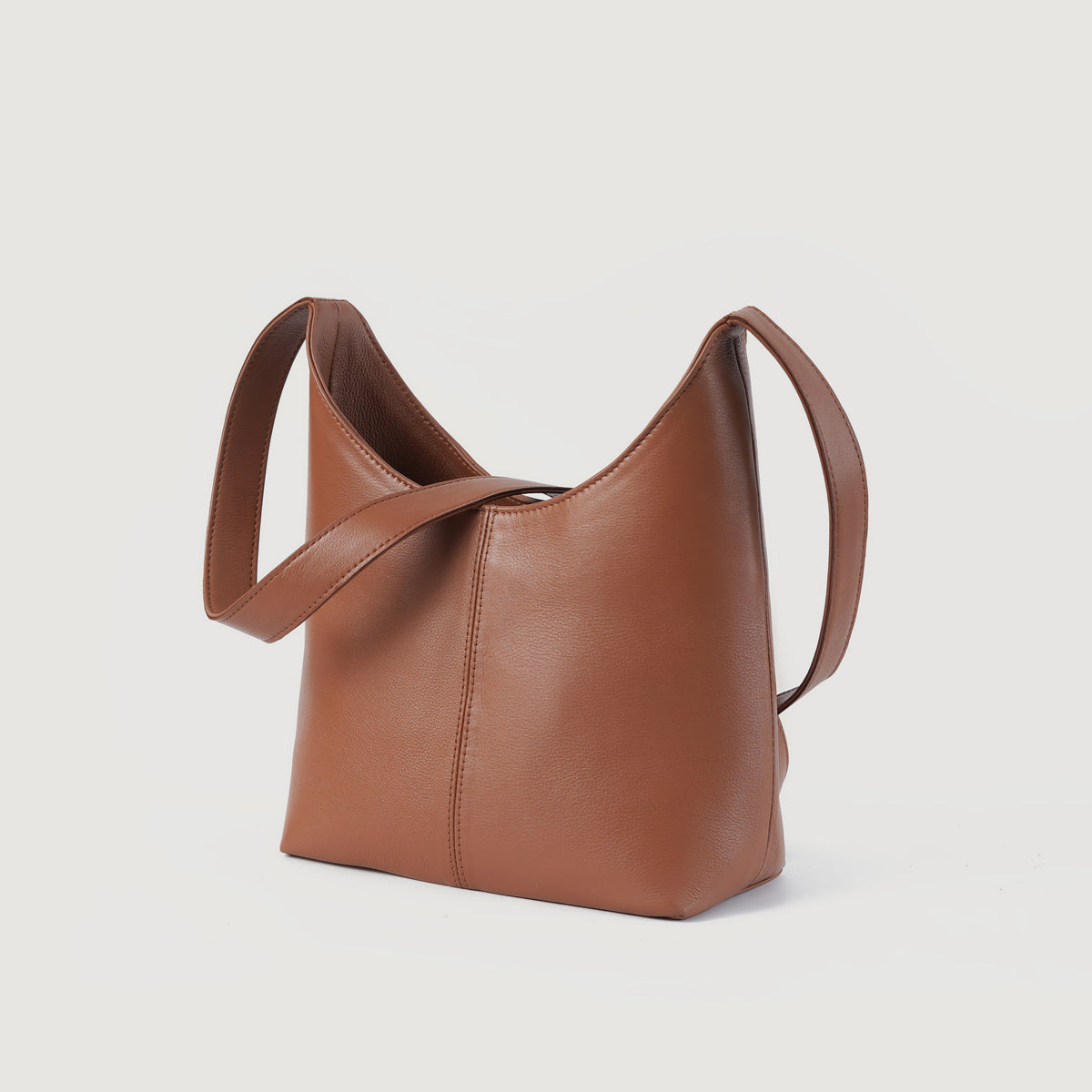 
The Stefani Brown Leather Hobo Bag For Women - Widok z boku z ergonomicznym krojem rękawa