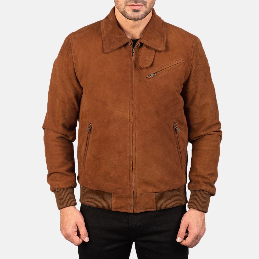 Close-Up Detail of Shirt &amp; Zipper Hardware on Men's Tomchi Jasnobrązowa Suede Kurtka Skórzana Męska