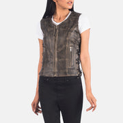 
Szczegółowe zbliżenie of V-neck & Zipper Hardware on Vanda Distressed Brązowy Leather Biker Vest Damska