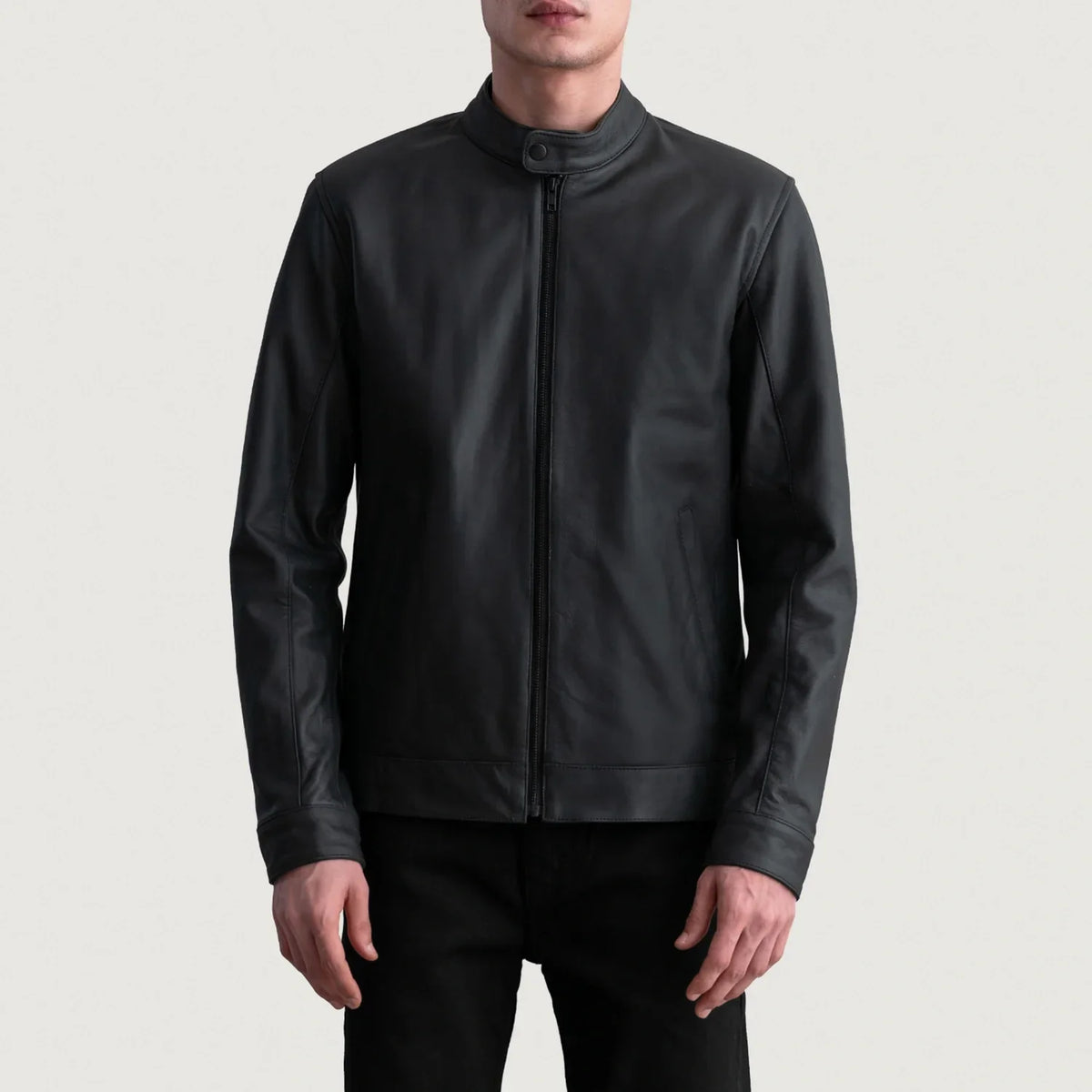 Zen Matte Czarna Skórzana Ramoneska Męska - Lateral Side Profile View Showing Sleeve Cut &amp; Athletic Taper Fit